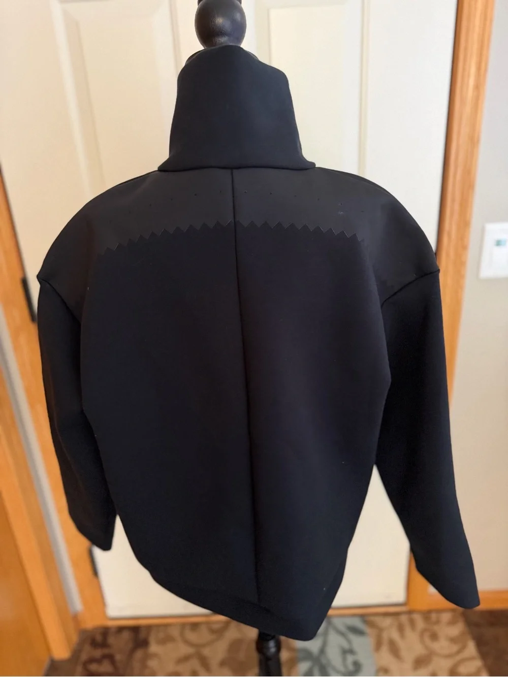 New Nike boutique black oversized mock neck dri fit pull over  sweatshirt small